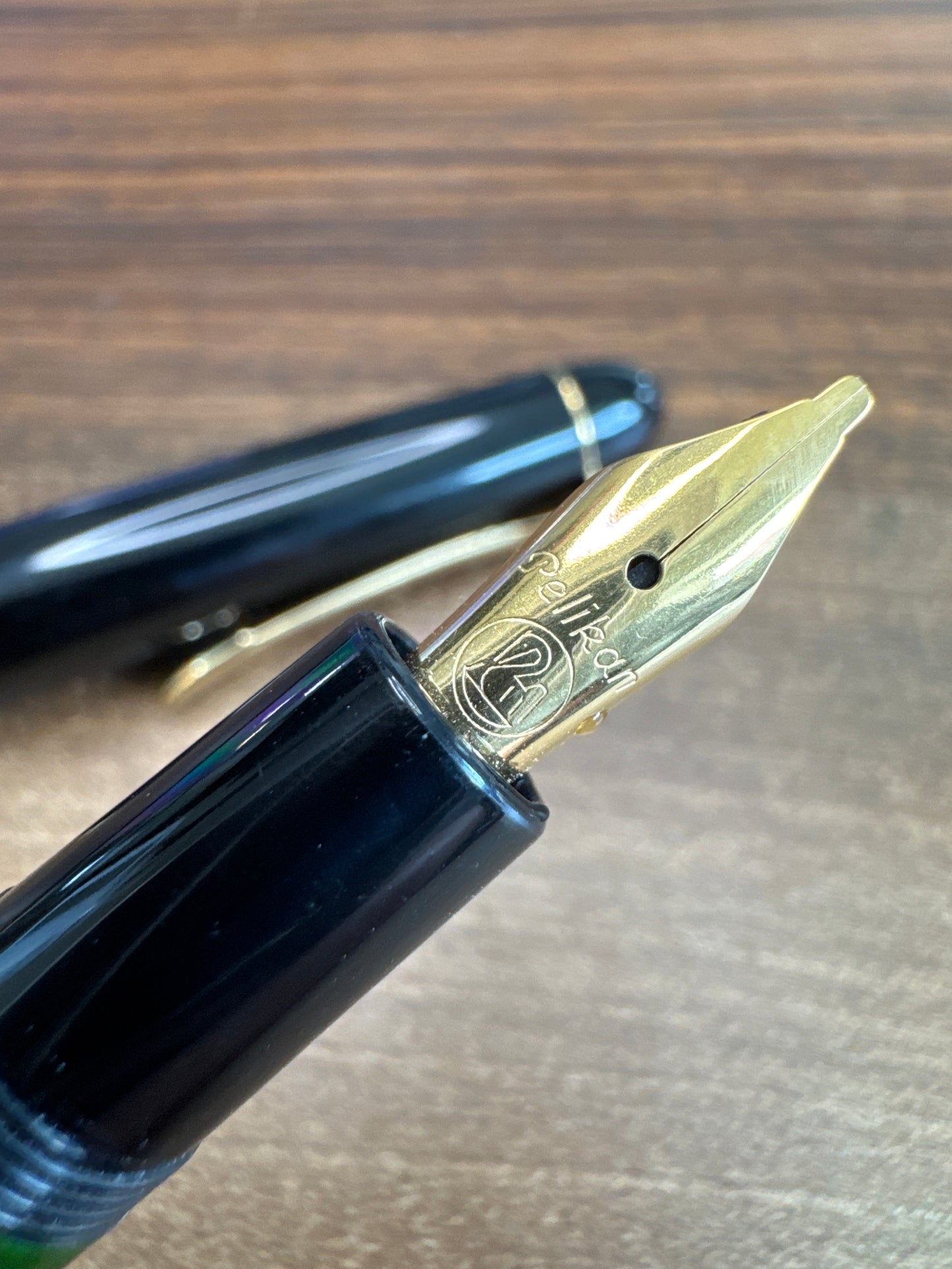 Pelikan 120 Green and Black Fountain Pen