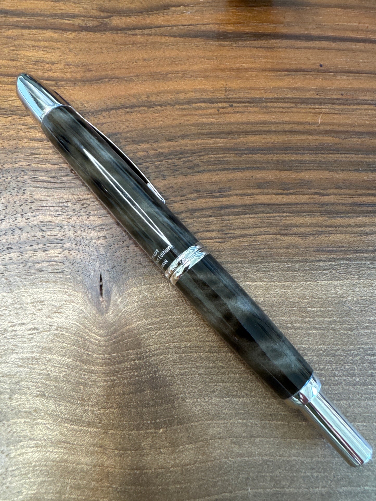 Pilot Vanishing Point Limited Edition 2012 Black Marble
