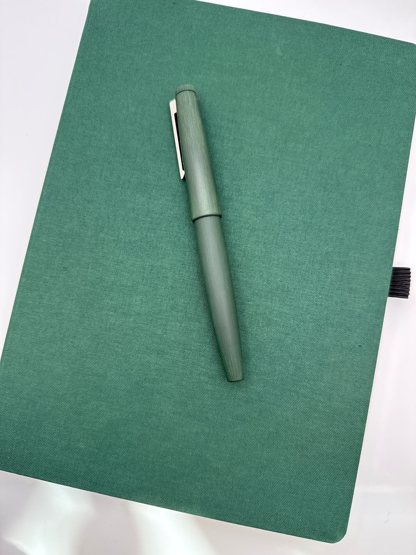 LAMY 2000 FINE Nib, Pine Green, 2024 Limited Edition