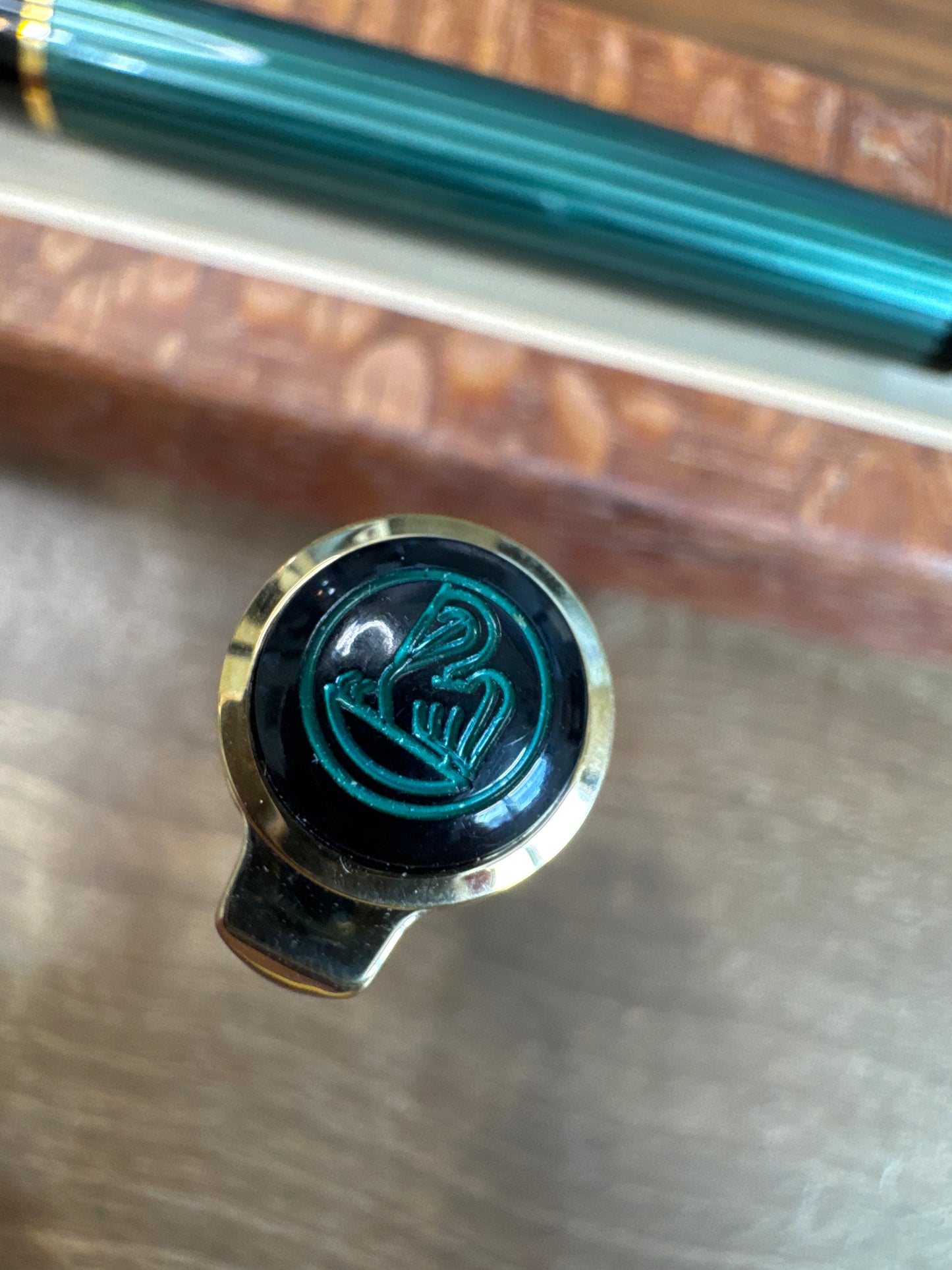 Pelikan M400 1990's Green and Black Fountain Pen OM nib