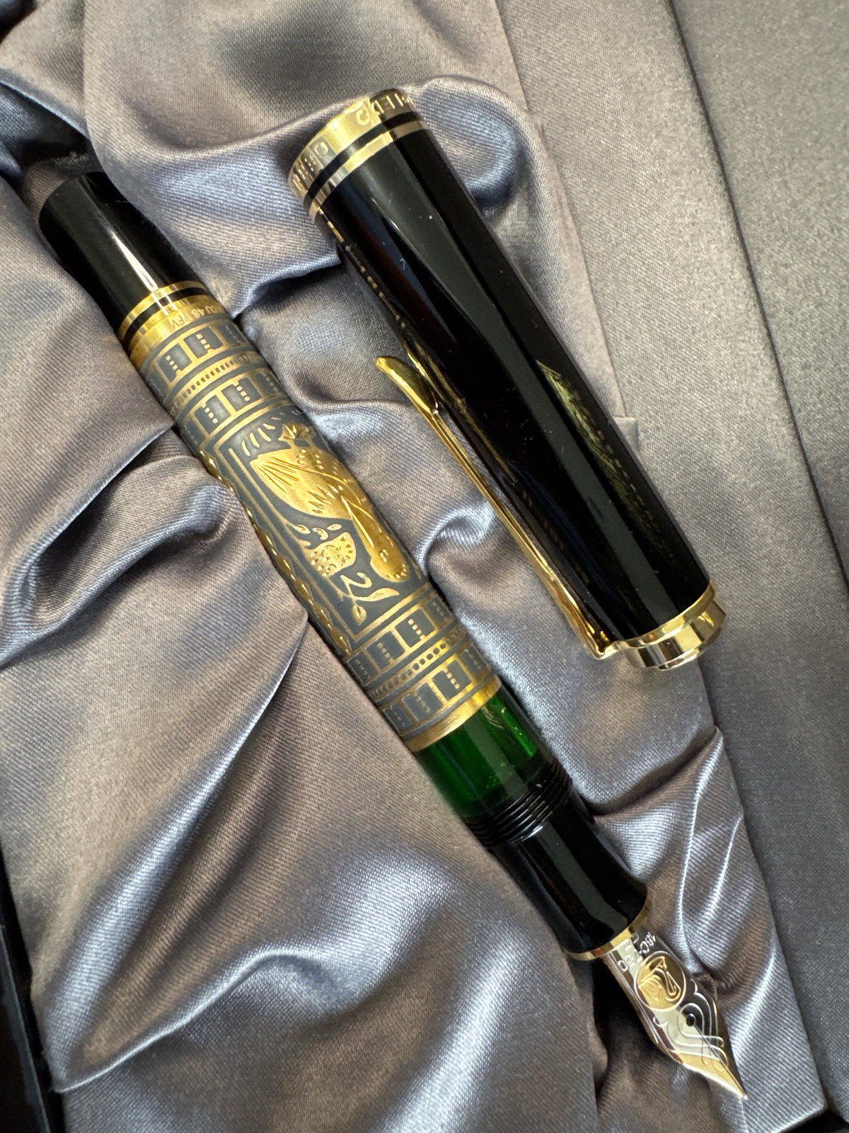 Pelikan M900 Toledo Fountain Pen EF nib