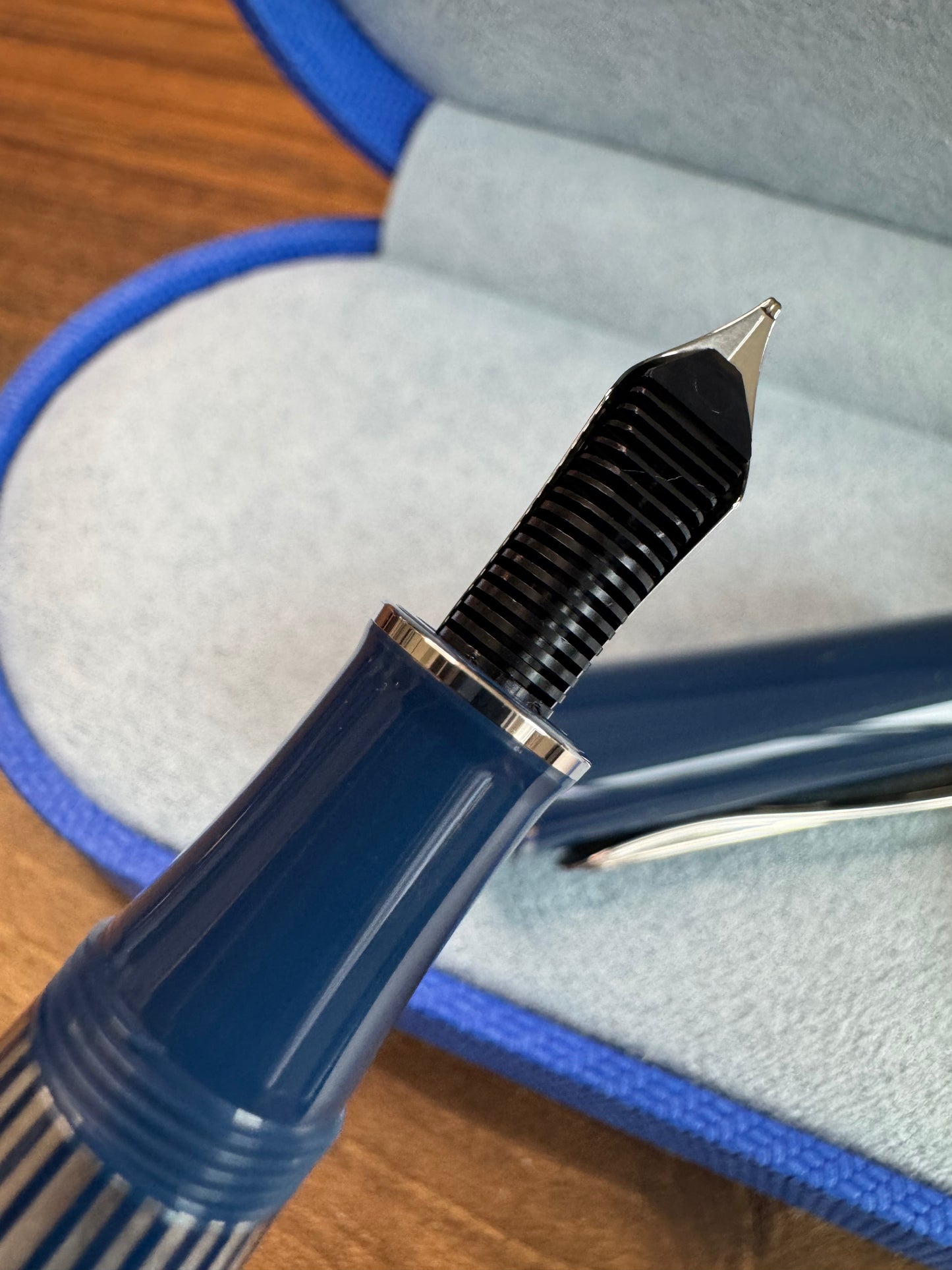 Pelikan M620 Niagara Falls Fountain Pen M