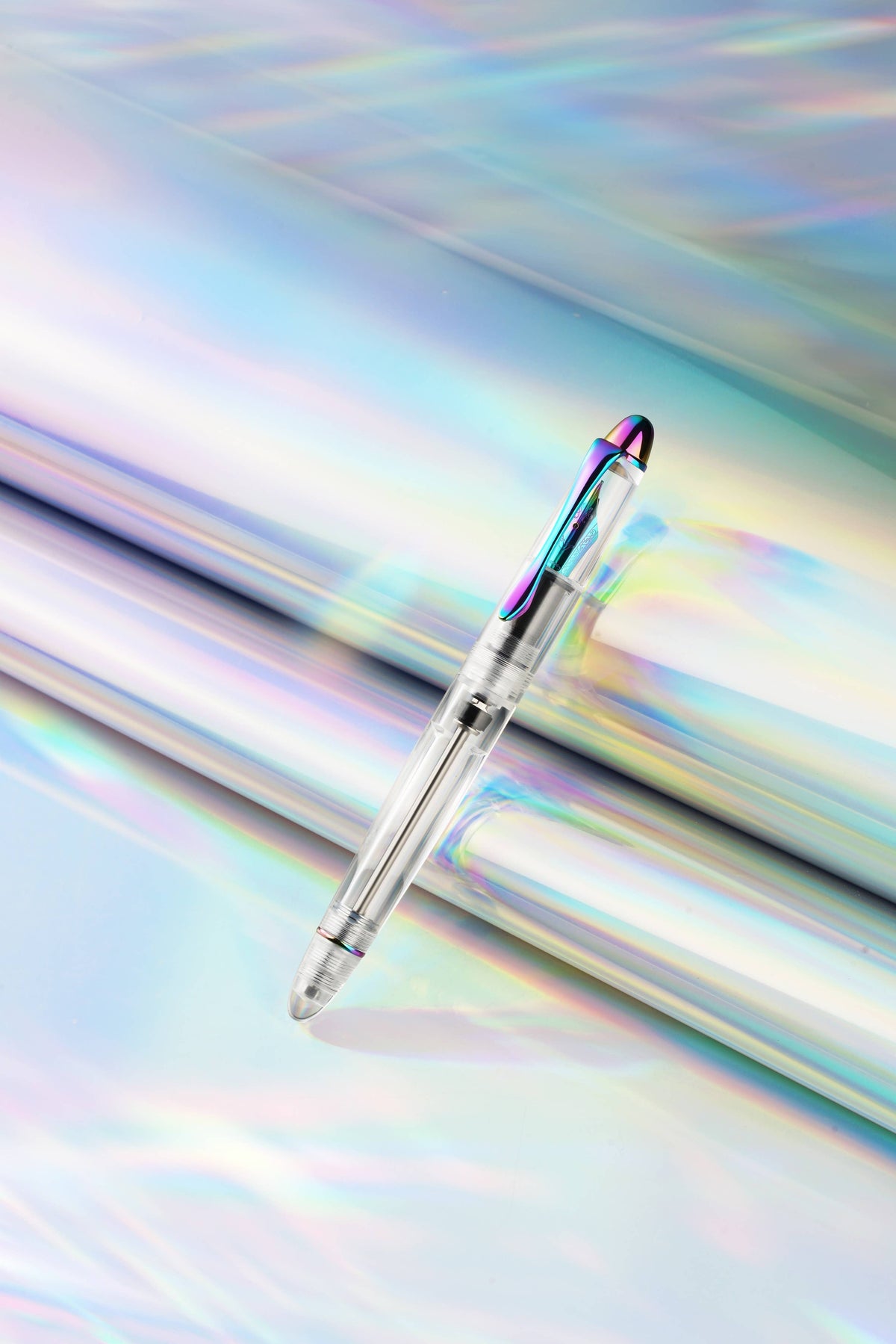 Nahvalur Fathom Pride Fountain Pen: Fine