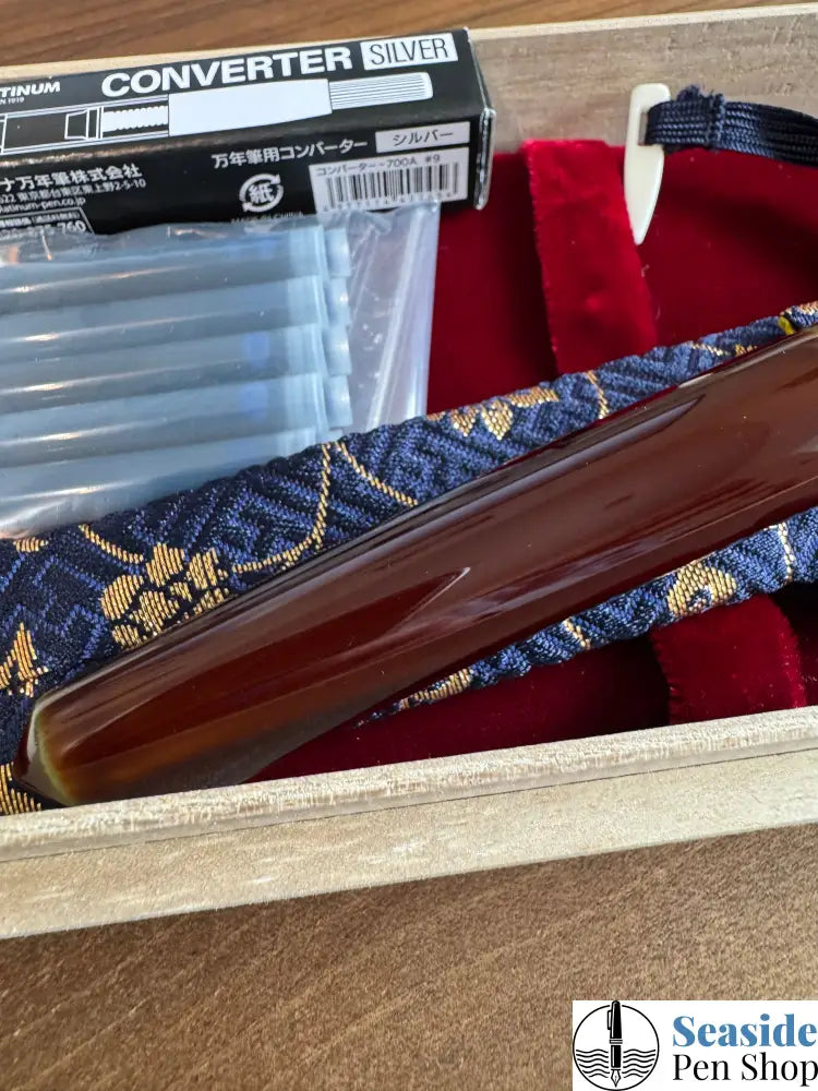 Nakaya Dorsal Fin V.2 Heki Tamenuri Fountain Pen Broad Nib Fountain Pens