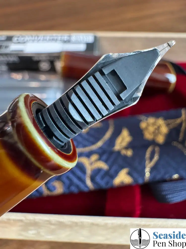 Nakaya Dorsal Fin V.2 Heki Tamenuri Fountain Pen Broad Nib Fountain Pens