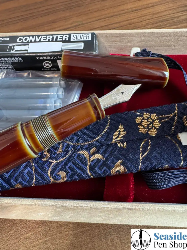 Nakaya Dorsal Fin V.2 Heki Tamenuri Fountain Pen Broad Nib Fountain Pens