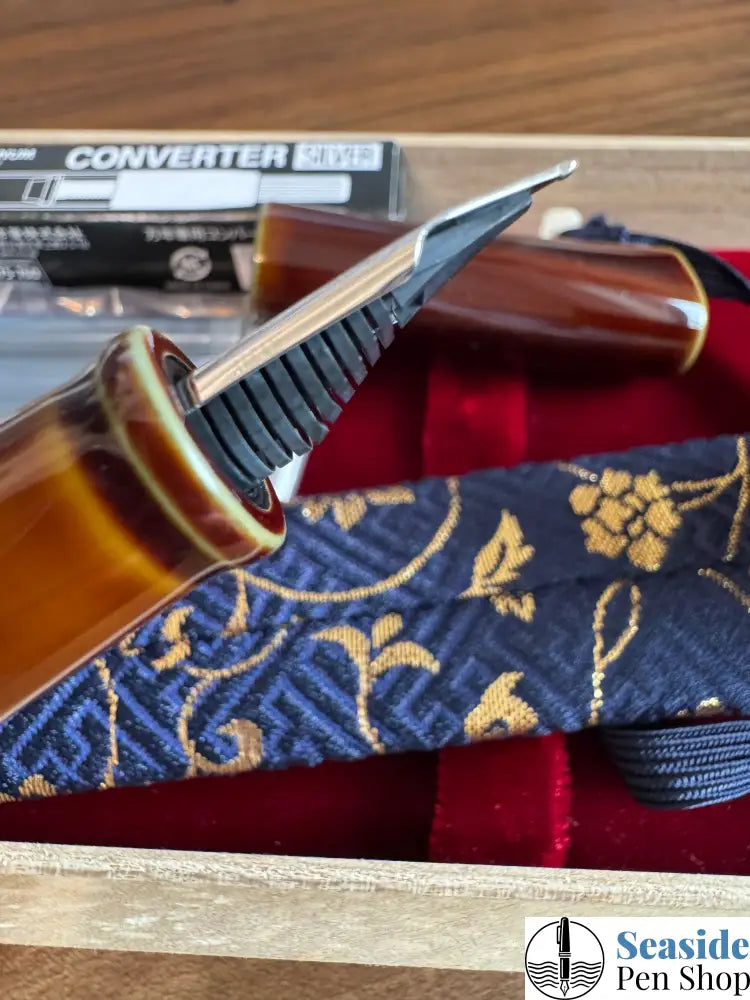 Nakaya Dorsal Fin V.2 Heki Tamenuri Fountain Pen Broad Nib Fountain Pens