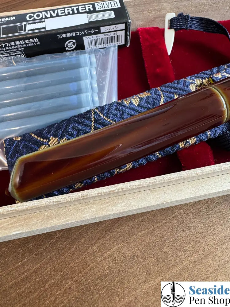 Nakaya Dorsal Fin V.2 Heki Tamenuri Fountain Pen Broad Nib Fountain Pens